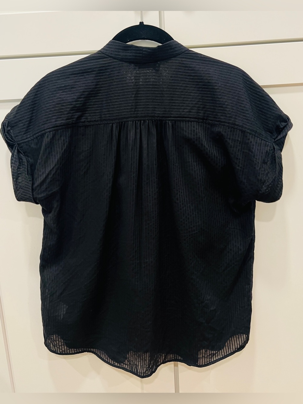 AYR Black V-Neck Cap Sleeve Top - Picture 5 of 10